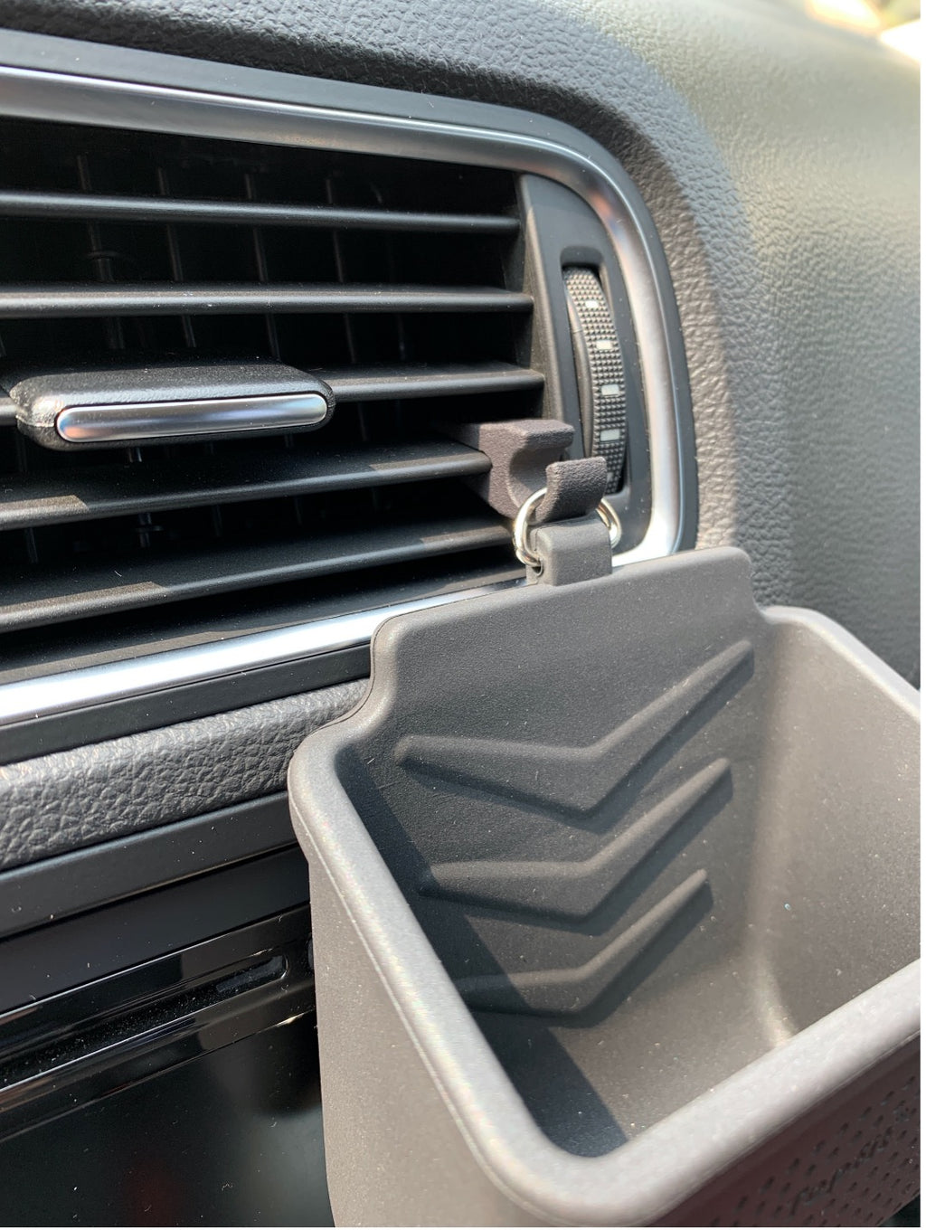 VENT HOOK | All Purpose Car Dashboard Hangers for Masks, Cables, Air Fresheners, Bins,Garbage bags