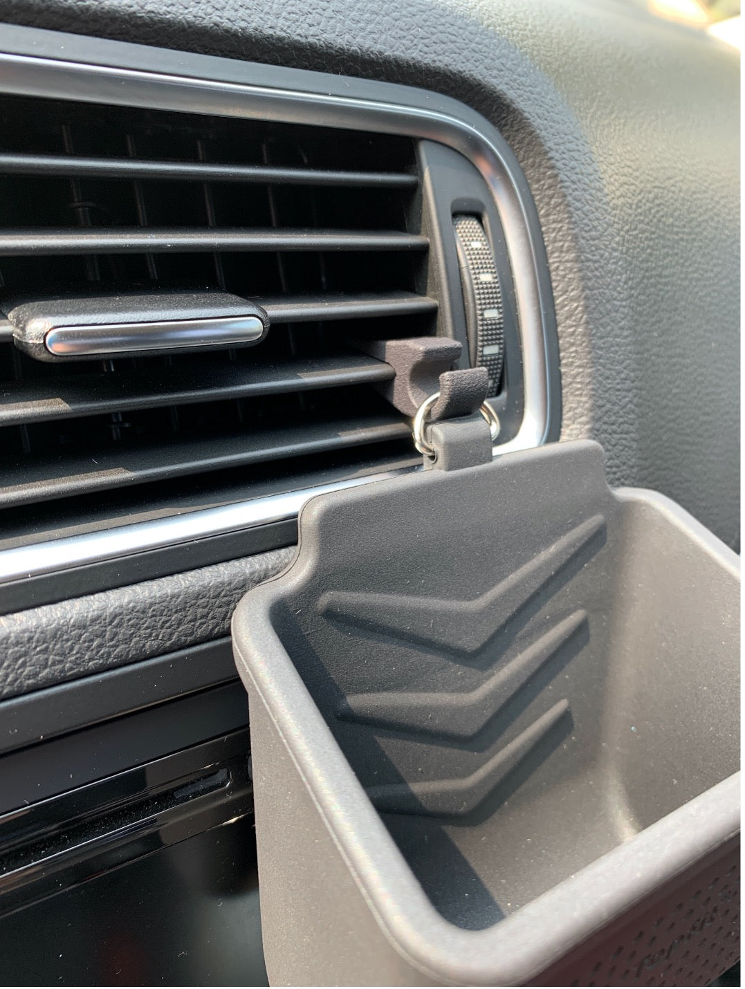 VENT HOOK | All Purpose Car Dashboard Hangers for Masks, Cables, Air Fresheners, Bins,Garbage bags