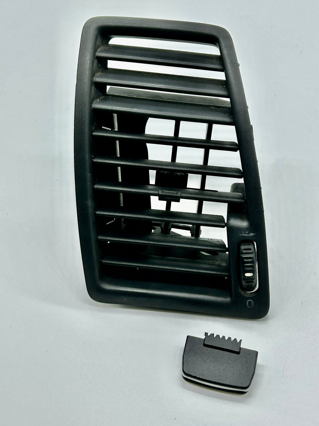 VentTabs Volvo XC90 2002-2014 vent tab replacement